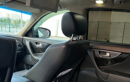 Infiniti FX II, 2010 год, 2 630 000 рублей, 27 фотография