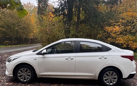 Hyundai Solaris II рестайлинг, 2021 год, 1 473 000 рублей, 6 фотография