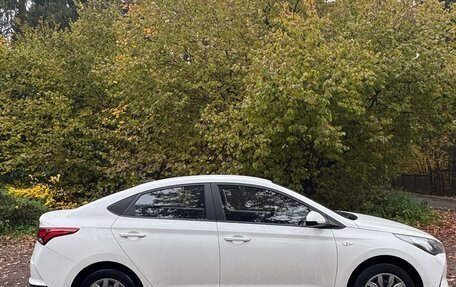 Hyundai Solaris II рестайлинг, 2021 год, 1 473 000 рублей, 10 фотография
