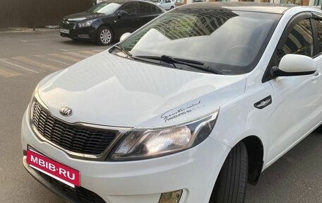 KIA Rio III рестайлинг, 2014 год, 730 000 рублей, 7 фотография