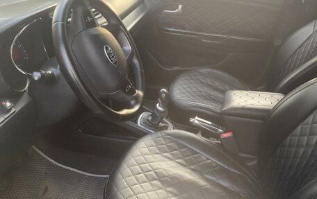 KIA Rio III рестайлинг, 2014 год, 730 000 рублей, 17 фотография