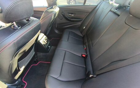 BMW 3 серия, 2015 год, 1 750 000 рублей, 14 фотография