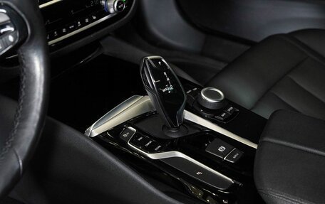 BMW 5 серия, 2020 год, 3 300 000 рублей, 21 фотография
