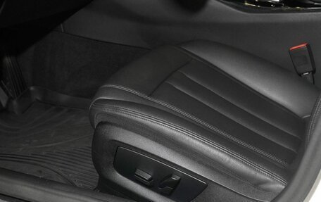 BMW 5 серия, 2020 год, 3 300 000 рублей, 13 фотография