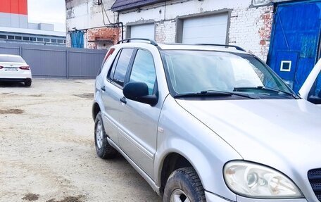 Mercedes-Benz M-Класс, 1998 год, 550 000 рублей, 3 фотография