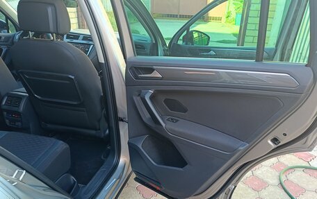 Volkswagen Tiguan II, 2019 год, 2 200 000 рублей, 7 фотография