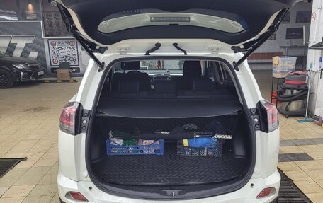 Toyota RAV4, 2017 год, 2 050 000 рублей, 5 фотография