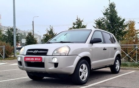 Hyundai Tucson III, 2008 год, 790 000 рублей, 1 фотография