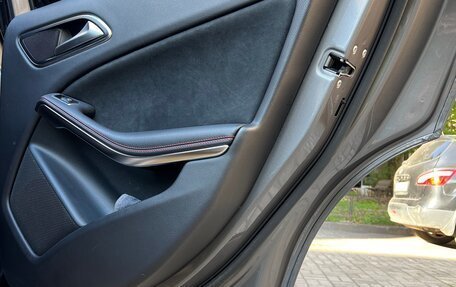 Mercedes-Benz GLA, 2019 год, 3 250 000 рублей, 15 фотография