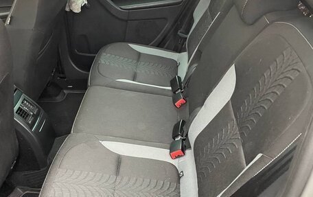 Skoda Yeti I рестайлинг, 2017 год, 1 400 000 рублей, 9 фотография