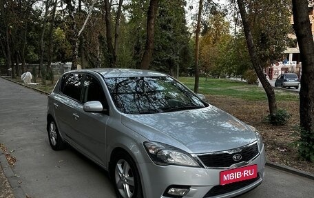 KIA cee'd I рестайлинг, 2010 год, 750 000 рублей, 1 фотография