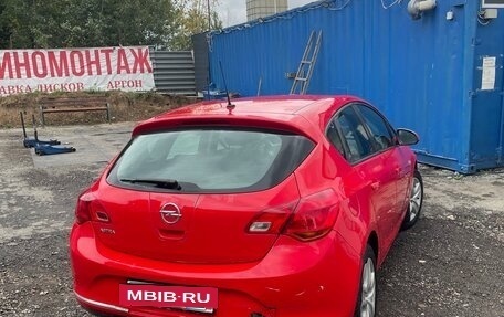 Opel Astra J, 2012 год, 630 000 рублей, 3 фотография