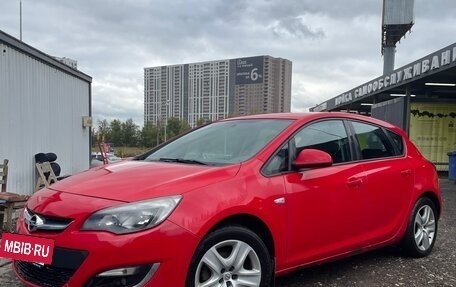 Opel Astra J, 2012 год, 630 000 рублей, 2 фотография