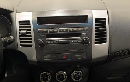 Mitsubishi Outlander III рестайлинг 3, 2010 год, 1 050 000 рублей, 19 фотография