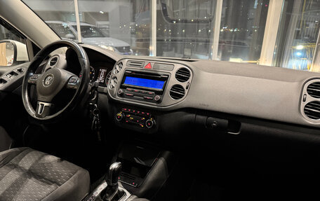 Volkswagen Tiguan I, 2010 год, 890 000 рублей, 10 фотография