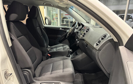 Volkswagen Tiguan I, 2010 год, 890 000 рублей, 29 фотография