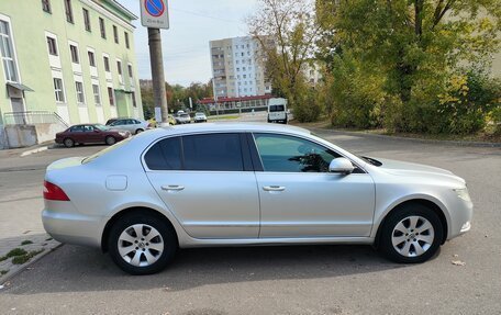 Skoda Superb III рестайлинг, 2012 год, 820 000 рублей, 3 фотография