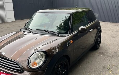 MINI Hatch, 2009 год, 900 000 рублей, 2 фотография