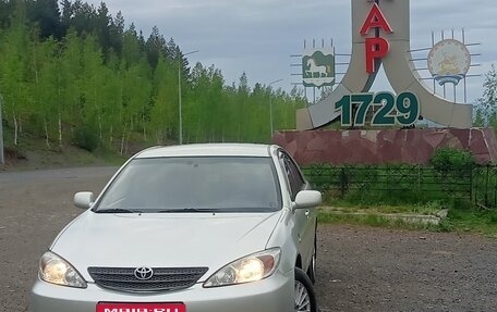 Toyota Camry V40, 2003 год, 730 000 рублей, 1 фотография