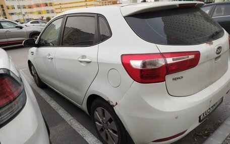 KIA Rio III рестайлинг, 2013 год, 400 000 рублей, 5 фотография