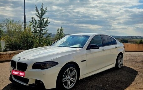 BMW 5 серия, 2015 год, 1 690 000 рублей, 18 фотография