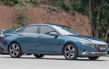 Hyundai Elantra, 2023 год, 1 400 000 рублей, 20 фотография