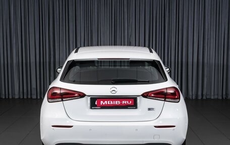 Mercedes-Benz A-Класс, 2018 год, 1 643 000 рублей, 4 фотография