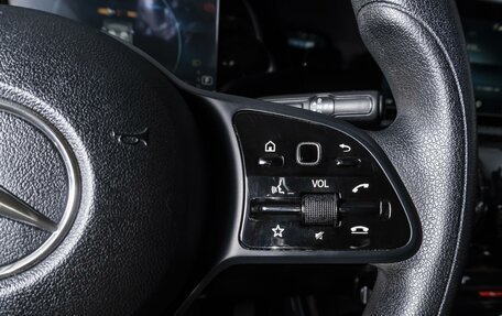 Mercedes-Benz A-Класс, 2018 год, 1 643 000 рублей, 19 фотография