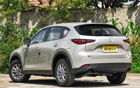 Mazda CX-5 II, 2025 год, 2 750 000 рублей, 4 фотография