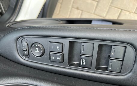 Honda Vezel, 2020 год, 2 100 000 рублей, 36 фотография