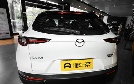 Mazda CX-30 I, 2024 год, 2 450 000 рублей, 5 фотография