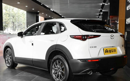 Mazda CX-30 I, 2024 год, 2 450 000 рублей, 4 фотография