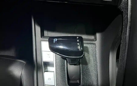 Hyundai Elantra, 2022 год, 1 330 000 рублей, 16 фотография