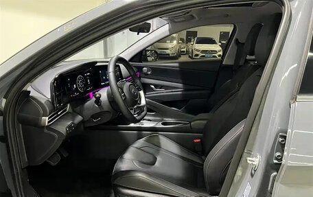 Hyundai Elantra, 2022 год, 1 330 000 рублей, 7 фотография
