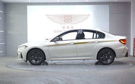 BMW 1 серия, 2024 год, 2 600 000 рублей, 3 фотография