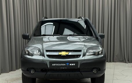 Chevrolet Niva I рестайлинг, 2019 год, 810 000 рублей, 2 фотография
