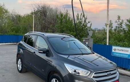 Ford Kuga III, 2018 год, 1 600 000 рублей, 2 фотография