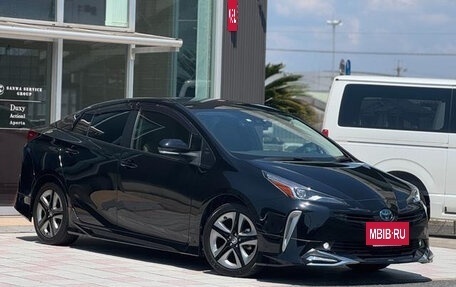Toyota Prius IV XW50, 2022 год, 1 402 000 рублей, 2 фотография