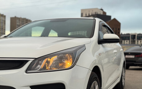 KIA Rio IV, 2018 год, 1 299 000 рублей, 8 фотография