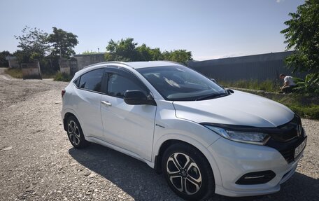 Honda Vezel, 2019 год, 2 170 000 рублей, 4 фотография