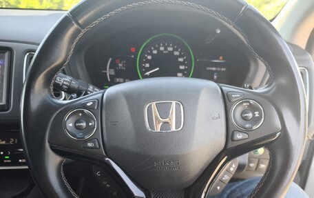 Honda Vezel, 2019 год, 2 170 000 рублей, 17 фотография