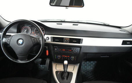 BMW 3 серия, 2011 год, 929 000 рублей, 7 фотография