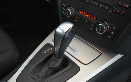 BMW 3 серия, 2011 год, 929 000 рублей, 10 фотография