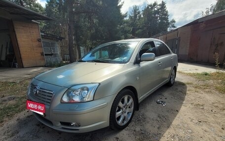 Toyota Avensis III рестайлинг, 2005 год, 750 000 рублей, 15 фотография