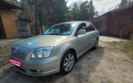 Toyota Avensis III рестайлинг, 2005 год, 750 000 рублей, 14 фотография