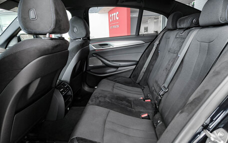 BMW 5 серия, 2019 год, 3 172 000 рублей, 12 фотография