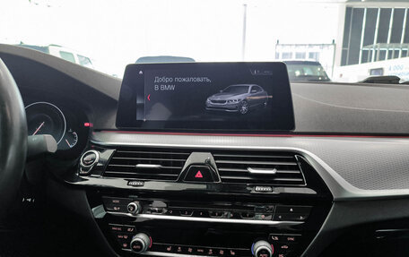 BMW 5 серия, 2019 год, 3 172 000 рублей, 15 фотография