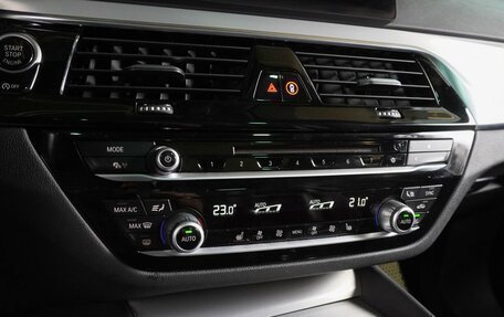 BMW 6 серия, 2019 год, 3 990 000 рублей, 13 фотография