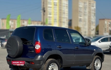 Chevrolet Niva I рестайлинг, 2018 год, 855 000 рублей, 5 фотография