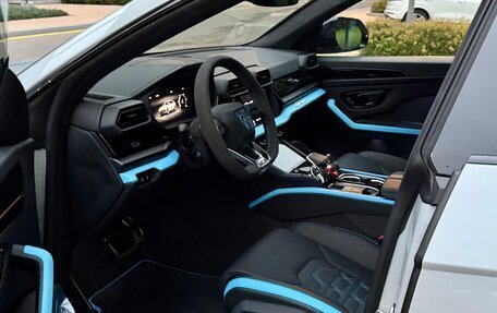 Lamborghini Urus I, 2025 год, 43 500 000 рублей, 15 фотография